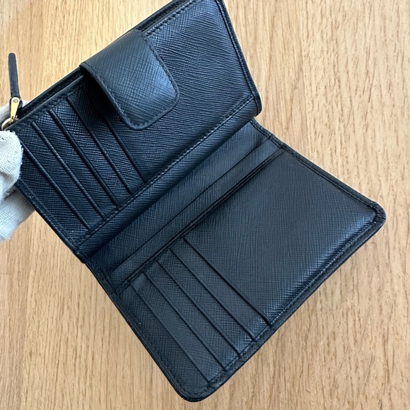 PRADA Saffiano Compact Wallet - Picture 4 of 14